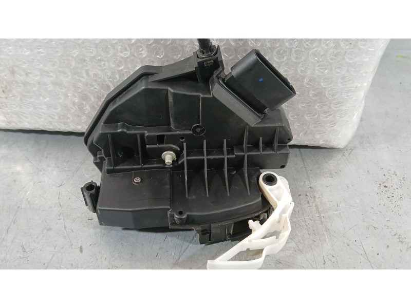 Recambio de cerradura puerta delantera derecha para ford tourneo courier b460 monospace 1.0 ecoboost referencia OEM IAM BM5AA218