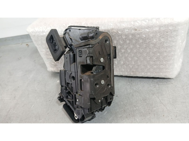Recambio de cerradura puerta delantera derecha para volkswagen polo vi (aw1, bz1, ae1) 1.0 tsi referencia OEM IAM 5TB837016E  