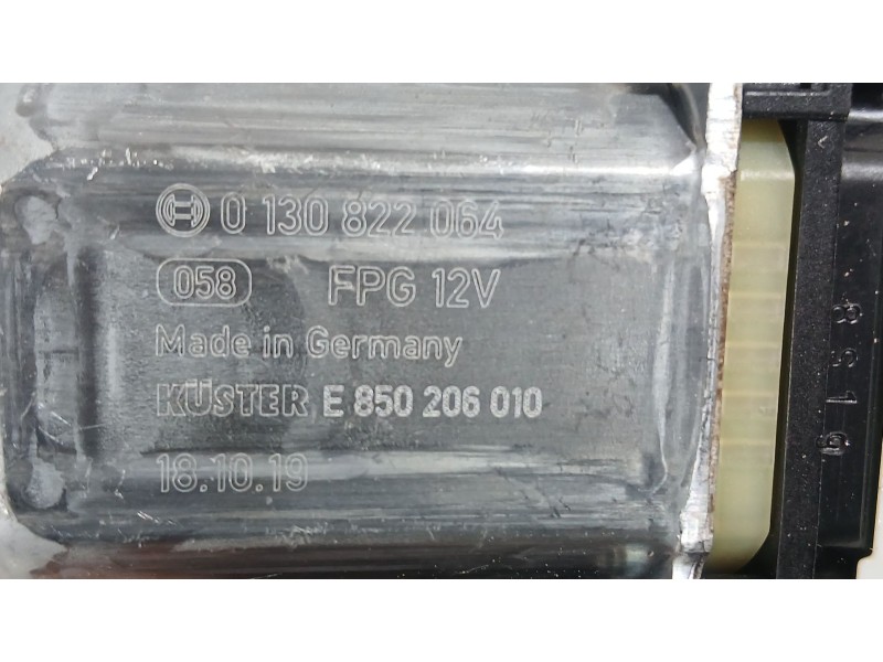 Recambio de motor elevalunas delantero derecho para volkswagen polo vi (aw1, bz1, ae1) 1.0 tsi referencia OEM IAM   
