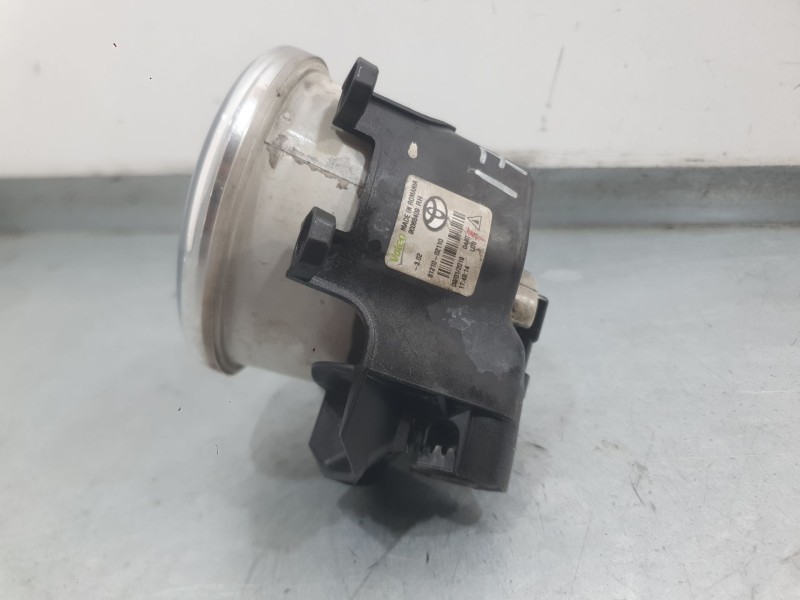 Recambio de faro antiniebla derecho para toyota aygo (_b4_) 1.0 vvti (kgb40) referencia OEM IAM 8121002110  