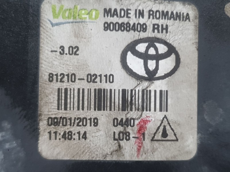 Recambio de faro antiniebla derecho para toyota aygo (_b4_) 1.0 vvti (kgb40) referencia OEM IAM 8121002110  