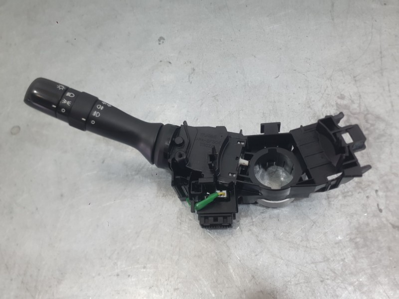 Recambio de mando luces y limpia para toyota aygo (_b4_) 1.0 vvti (kgb40) referencia OEM IAM 841400H040  846520H020