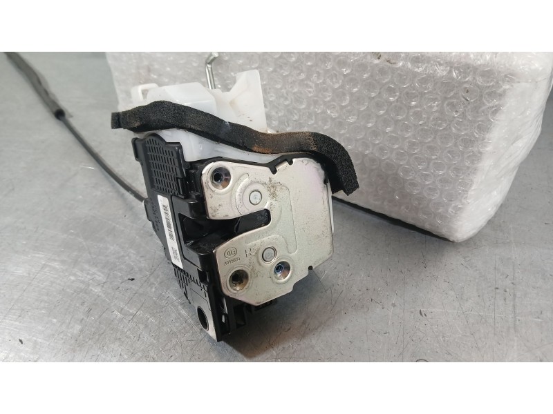 Recambio de cerradura puerta delantera derecha para hyundai i20 ii (gb, ib) 1.2 referencia OEM IAM 81320C8040  
