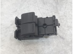MANDO ELEVALUNAS DELANTERO IZQUIERDO 848200H010 