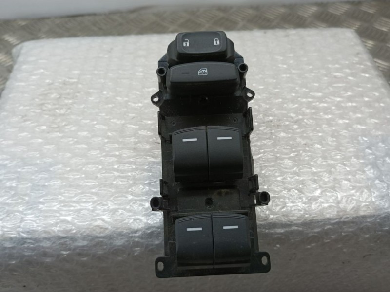 Recambio de mando elevalunas delantero izquierdo para honda civic lim.5 (fk) 1.5 sport referencia OEM IAM 83595TGGG620BLK  