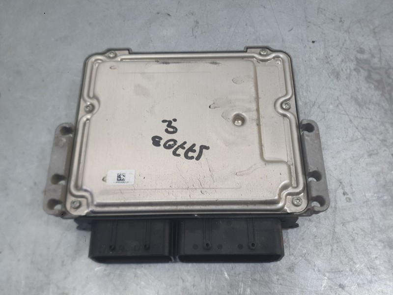 Recambio de centralita motor uce para citroën c-elysee (dd_) 1.6 bluehdi 100 referencia OEM IAM 1613425880  
