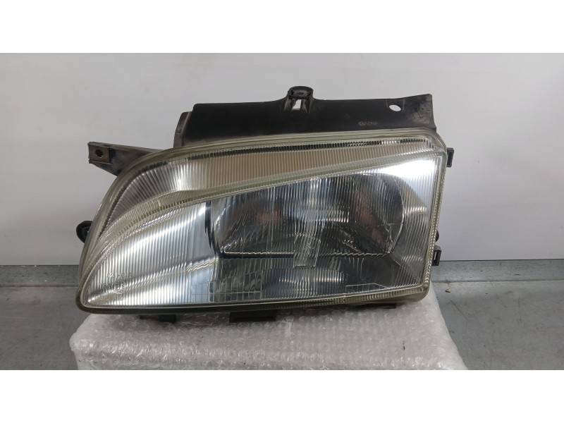 Recambio de faro izquierdo para peugeot partner monospace (5_, g_) 1.9 d referencia OEM IAM 6204P8  