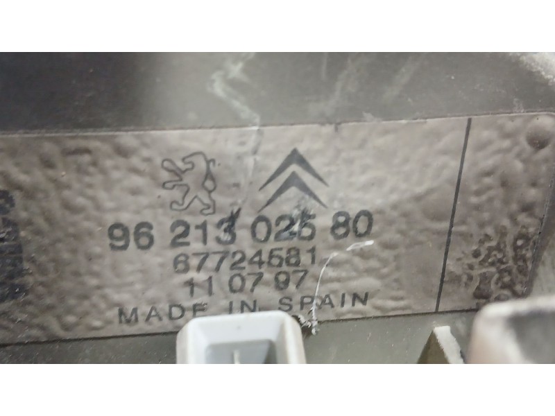 Recambio de piloto delantero derecho para peugeot partner monospace (5_, g_) 1.9 d referencia OEM IAM 630382  
