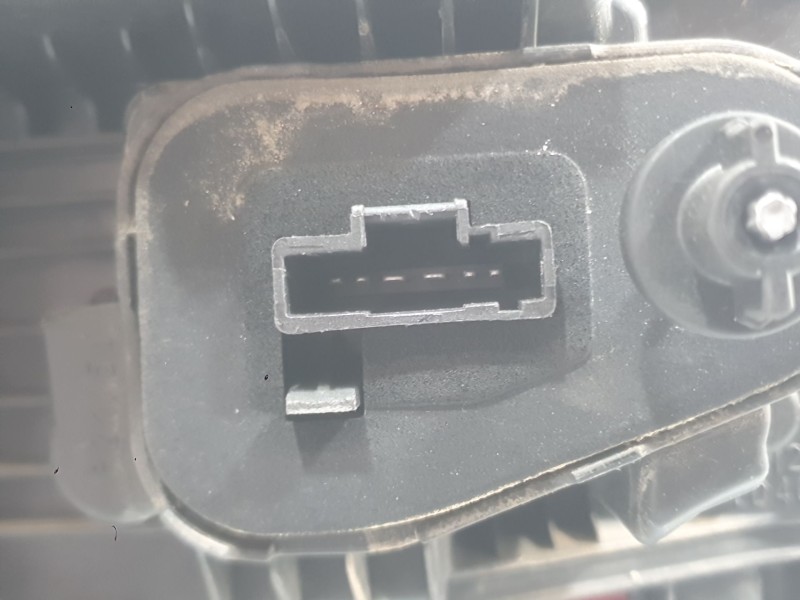 Recambio de piloto trasero derecho para citroën c-elysee (dd_) 1.6 bluehdi 100 referencia OEM IAM 9818810280  