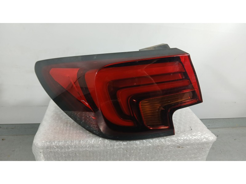 Recambio de piloto trasero izquierdo exterior para opel astra k (b16) 1.4 turbo (68) referencia OEM IAM 39099016  