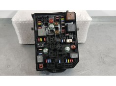 CAJA RELES / FUSIBLES 39107275 