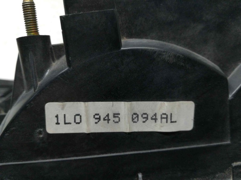 Recambio de piloto trasero derecho para seat toledo (1l) referencia OEM IAM 1LO945094AL  INTERIOR