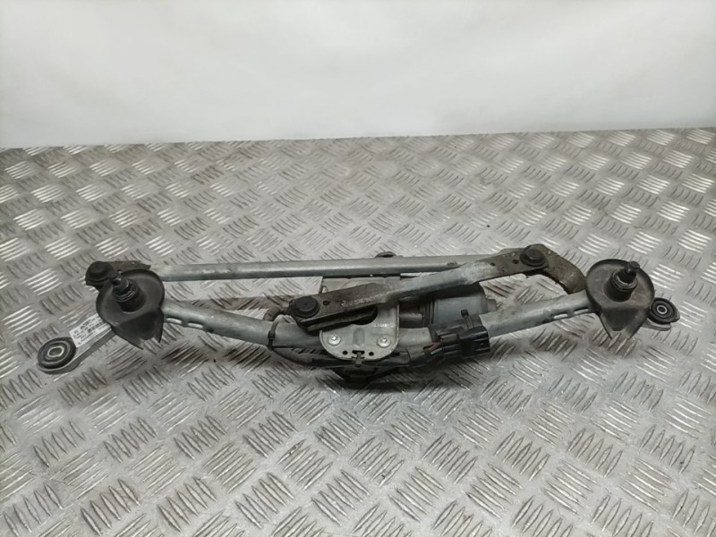 Recambio de motor limpia delantero para toyota avensis (t27) active referencia OEM IAM 8501005080G 3397021008 BOSCH