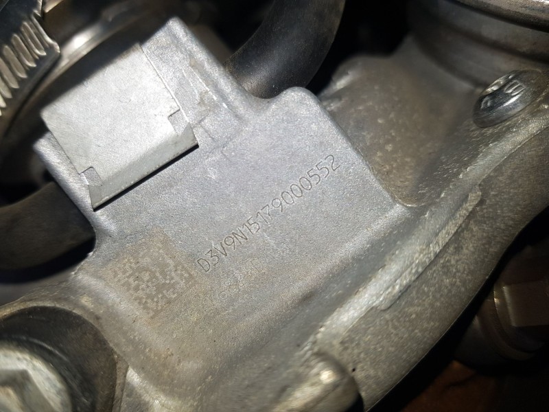 Recambio de motor completo para ford focus iii 1.0 ecoboost referencia OEM IAM M1DD 2421452 1897601