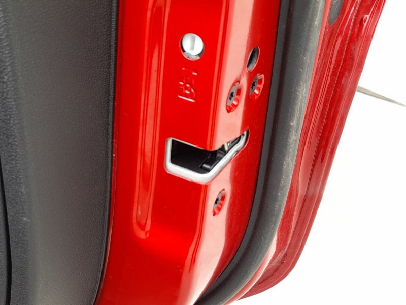 Recambio de cerradura puerta trasera derecha para ford ecosport 1.0 ecoboost referencia OEM IAM 2099457 2333640 