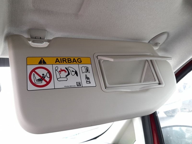 Recambio de parasol derecho para ford ecosport 1.0 ecoboost referencia OEM IAM 2636708  