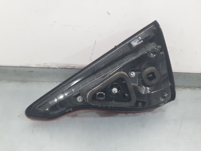 Recambio de piloto trasero izquierdo interior para renault clio v (b7_) 1.5 blue dci 85 (b7ag) referencia OEM IAM 265551147R  