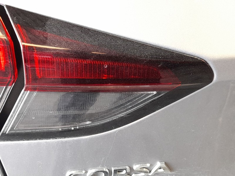 Recambio de piloto trasero izquierdo interior para opel corsa f (p2jo) 1.2 (68) referencia OEM IAM 9830097780  
