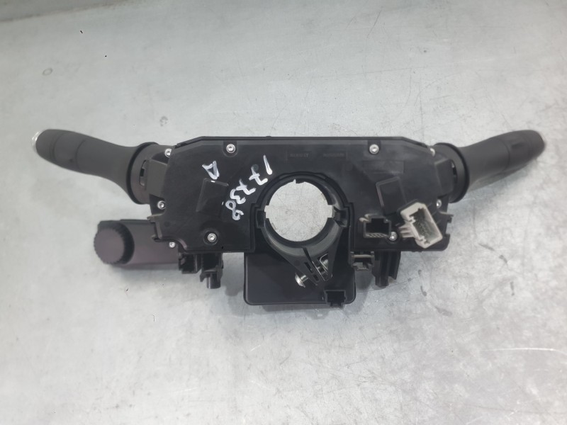 Recambio de mando luces y limpia para renault clio v (b7_) 1.5 blue dci 85 (b7ag) referencia OEM IAM 255670428R  