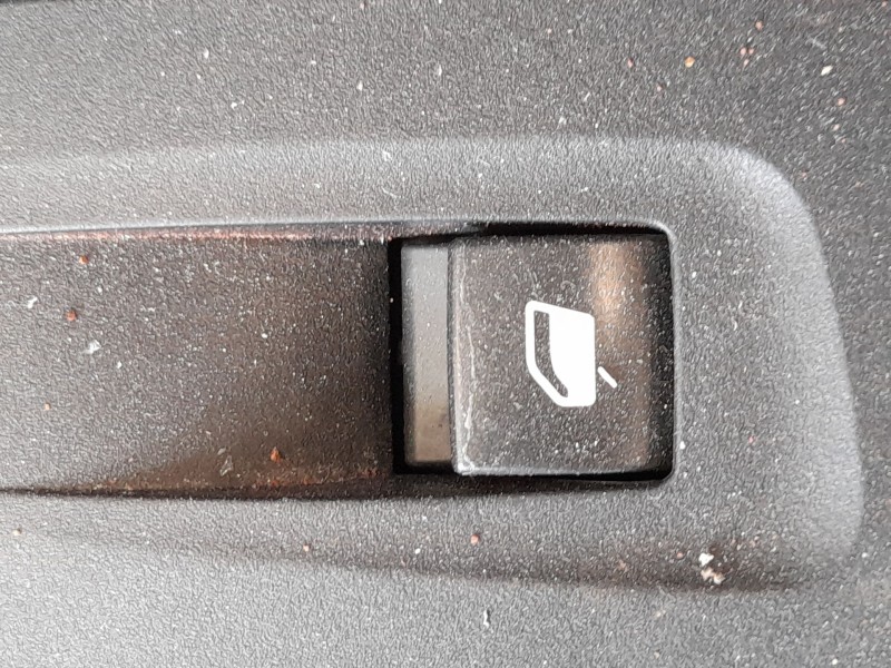 Recambio de mando elevalunas delantero derecho para opel corsa f (p2jo) 1.2 (68) referencia OEM IAM 98044803ZD  