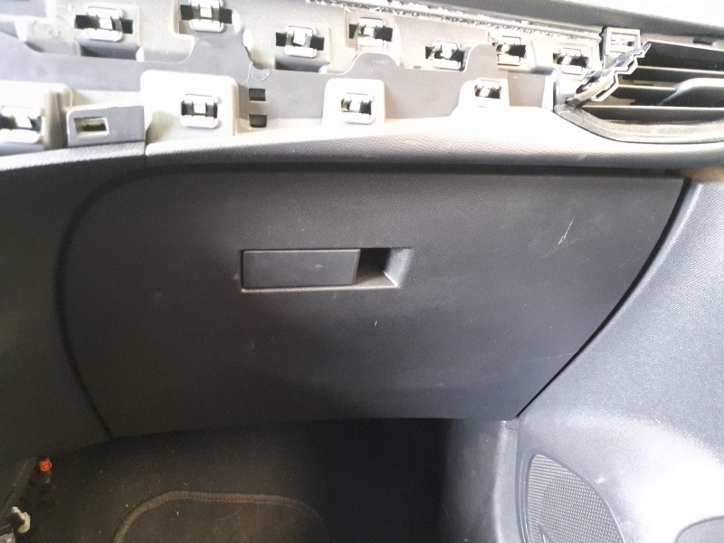 Recambio de guantera para opel corsa f (p2jo) 1.2 (68) referencia OEM IAM 98322499ZD  
