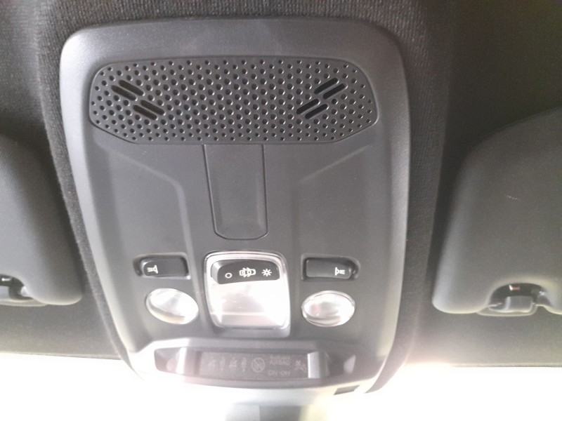 Recambio de luz interior para opel corsa f (p2jo) 1.2 (68) referencia OEM IAM 96781445ZD  