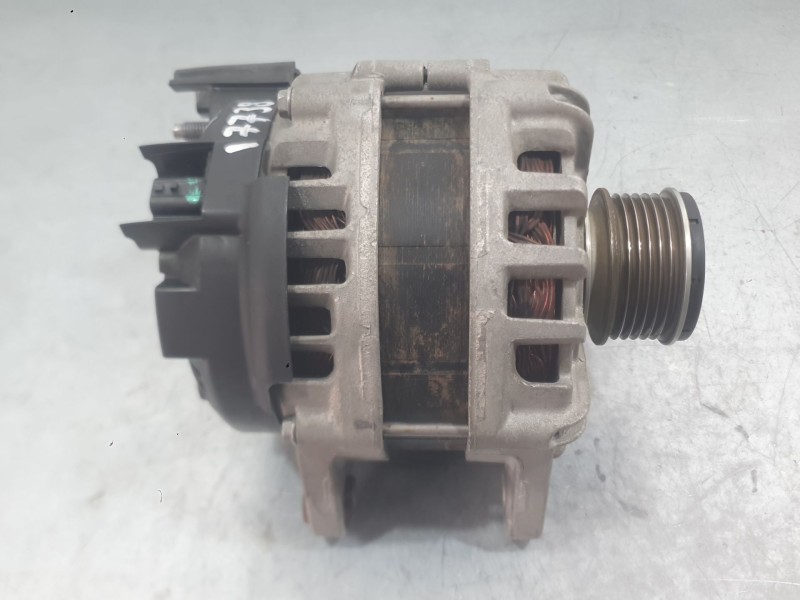 Recambio de alternador para renault clio v (b7_) 1.5 blue dci 85 (b7ag) referencia OEM IAM 231003676R  