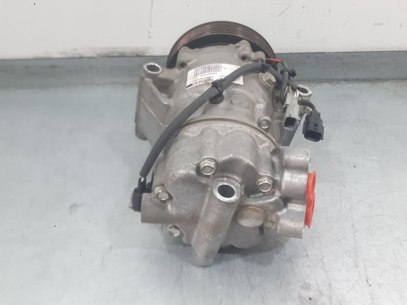 Recambio de compresor aire acondicionado para renault clio v (b7_) 1.5 blue dci 85 (b7ag) referencia OEM IAM 926004536R 92600242
