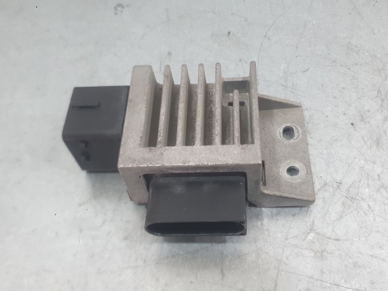 Recambio de caja precalentamiento para renault clio v (b7_) 1.5 blue dci 85 (b7ag) referencia OEM IAM   