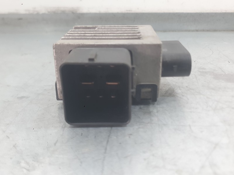 Recambio de caja precalentamiento para renault clio v (b7_) 1.5 blue dci 85 (b7ag) referencia OEM IAM   