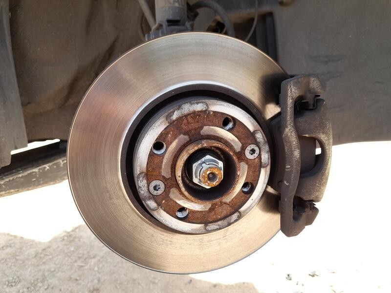 Recambio de mangueta delantera derecha para nissan micra v (k14) 1.0 referencia OEM IAM 400145FA0A  