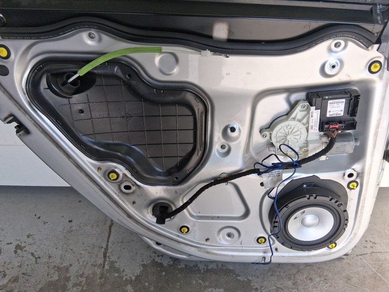 Recambio de elevalunas trasero izquierdo para audi a3 sportback (8pa) 2.0 tdi 16v referencia OEM IAM 8P4839461B  