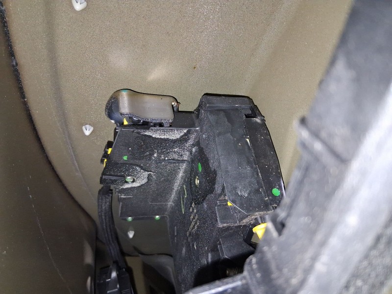 Recambio de cerradura puerta trasera izquierda para opel astra k (b16) 1.4 turbo (68) referencia OEM IAM 13533664  