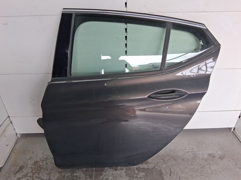 Recambio de puerta trasera izquierda para opel astra k (b16) 1.4 turbo (68) referencia OEM IAM 39094742  