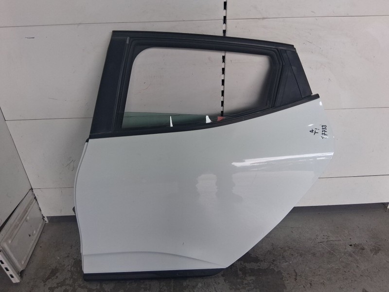 Recambio de puerta trasera izquierda para renault clio v (b7_) 1.5 blue dci 85 (b7ag) referencia OEM IAM 821017920R  
