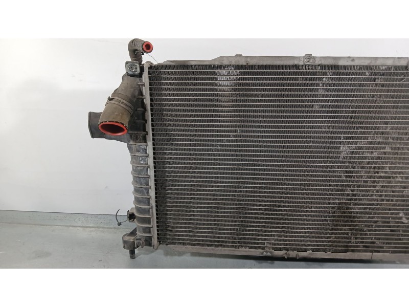 Recambio de radiador agua para opel astra h gtc (a04) 1.7 cdti (l08) referencia OEM IAM 13143570  