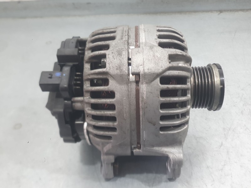 Recambio de alternador para volkswagen golf vi (5k1) 1.2 tsi referencia OEM IAM 03F903023DX 03F903023J 