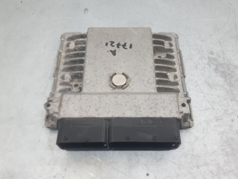 Recambio de centralita motor uce para volkswagen golf vi (5k1) 1.2 tsi referencia OEM IAM f03F906070KK  