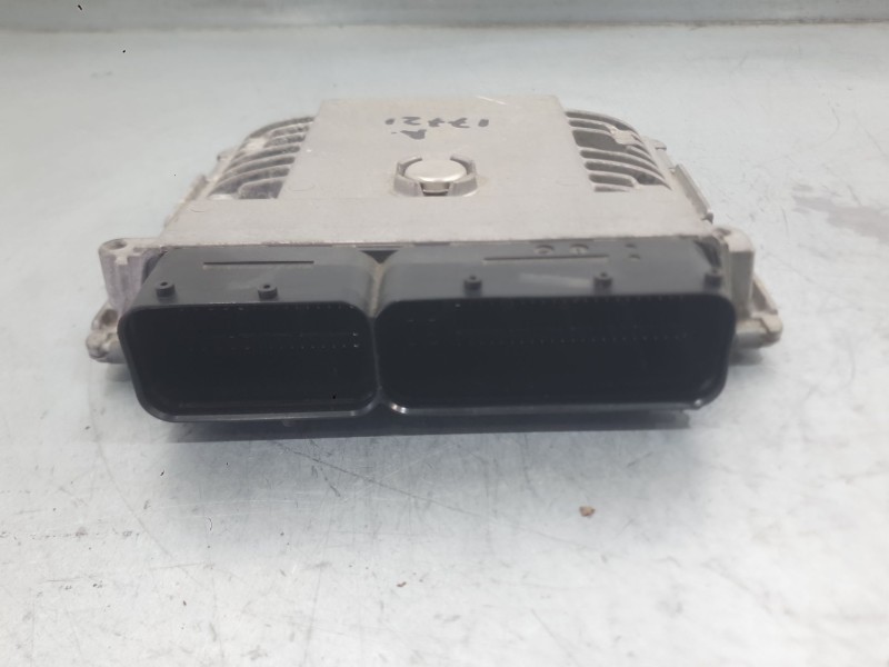 Recambio de centralita motor uce para volkswagen golf vi (5k1) 1.2 tsi referencia OEM IAM f03F906070KK  