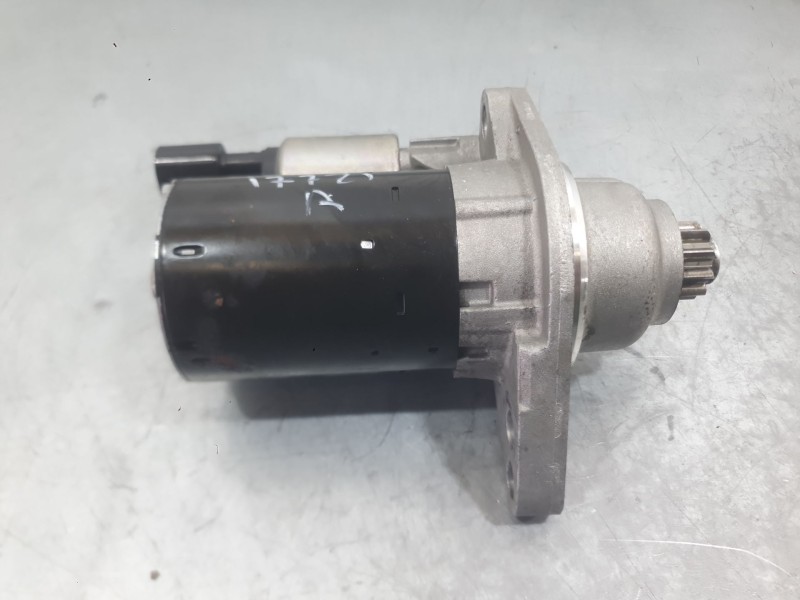 Recambio de motor arranque para volkswagen golf vi (5k1) 1.2 tsi referencia OEM IAM 0AH911023AX  