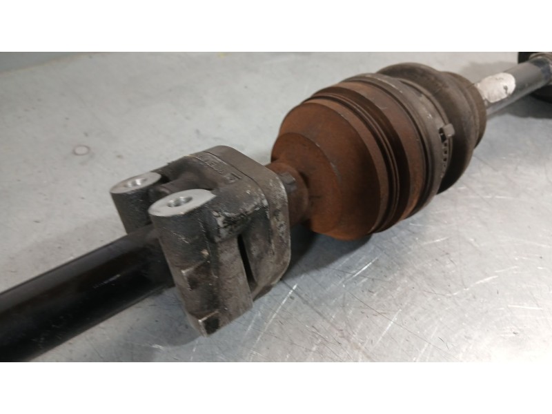 Recambio de transmision delantera derecha para opel astra h gtc (a04) 1.7 cdti (l08) referencia OEM IAM 13124676  