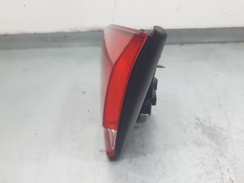 Recambio de piloto trasero derecho interior para volkswagen golf vi (5k1) 1.2 tsi referencia OEM IAM 5K0945094AB  