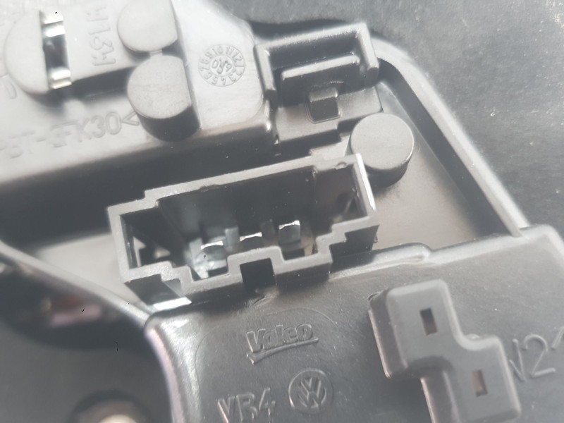 Recambio de piloto trasero derecho interior para volkswagen golf vi (5k1) 1.2 tsi referencia OEM IAM 5K0945094AB  