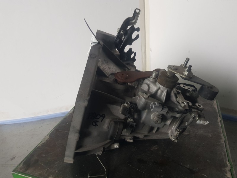 Recambio de caja cambios para toyota aygo (_b4_) 1.0 vvti (kgb40) referencia OEM IAM C551 303000H060 