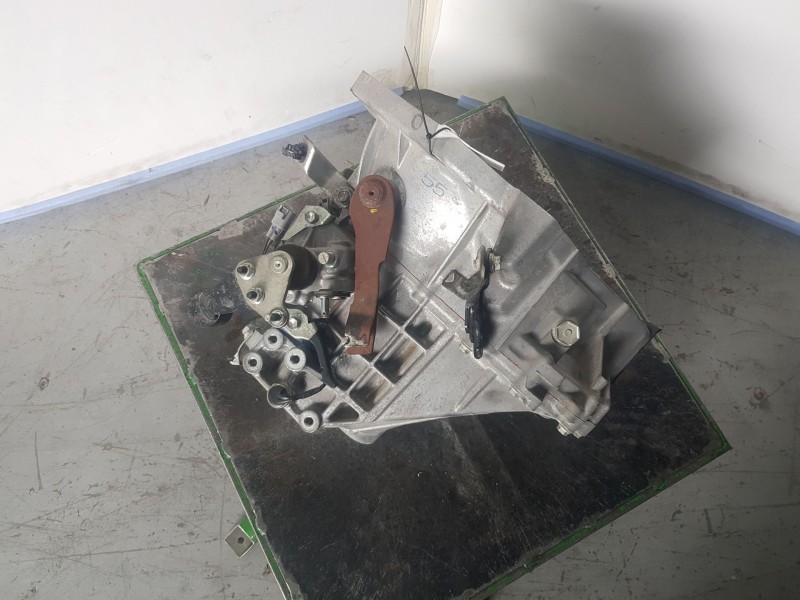 Recambio de caja cambios para toyota aygo (_b4_) 1.0 vvti (kgb40) referencia OEM IAM C551 303000H060 