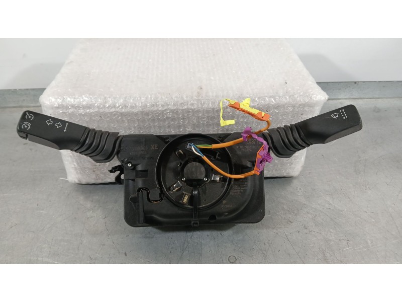 Recambio de mando luces y limpia para opel astra h gtc (a04) 1.7 cdti (l08) referencia OEM IAM 13129642  13129721
