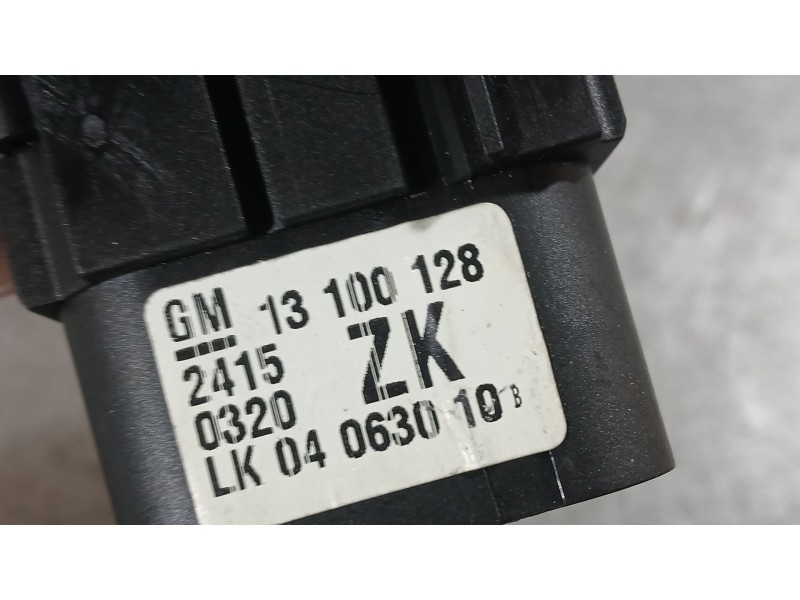 Recambio de mando luces para opel astra h gtc (a04) 1.7 cdti (l08) referencia OEM IAM 13129254  