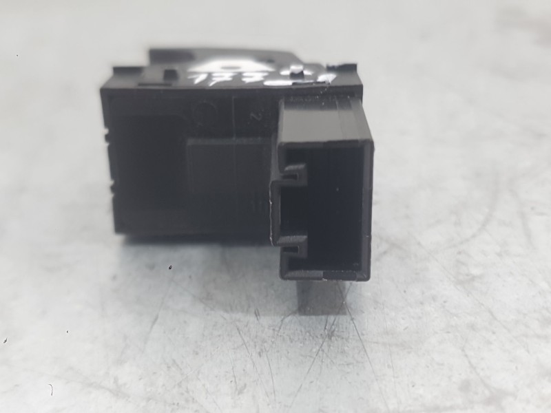 Recambio de mando elevalunas delantero derecho para volkswagen golf vi (5k1) 1.2 tsi referencia OEM IAM 7L6959855CREH  