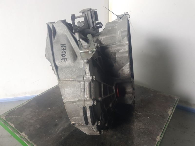 Recambio de caja cambios para mercedes-benz cla (w117) cla 200 referencia OEM IAM 711643 A1762610103 / 6VELOCIDADES 