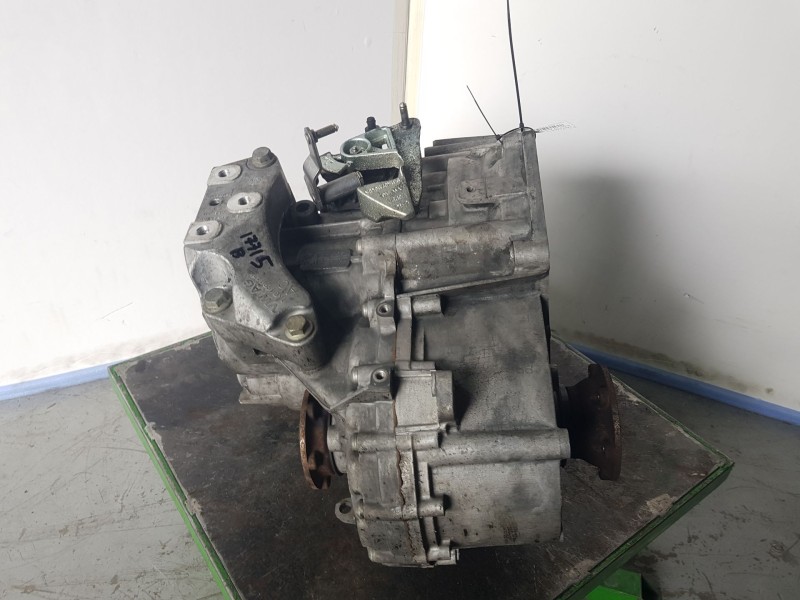 Recambio de caja cambios para audi a3 sportback (8pa) 2.0 tdi 16v referencia OEM IAM JLU 02Q300043HV 02027P01 02Q300043HX